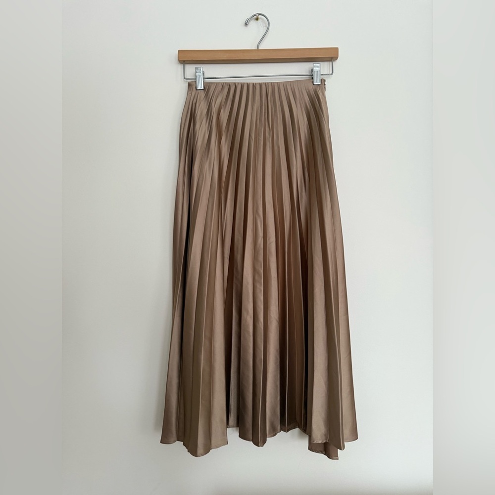 Zara A-Line satin pleated Skirt in champagne